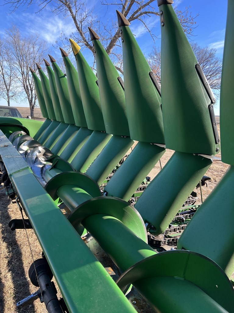 2010 John Deere 612C StalkMaster Image 4