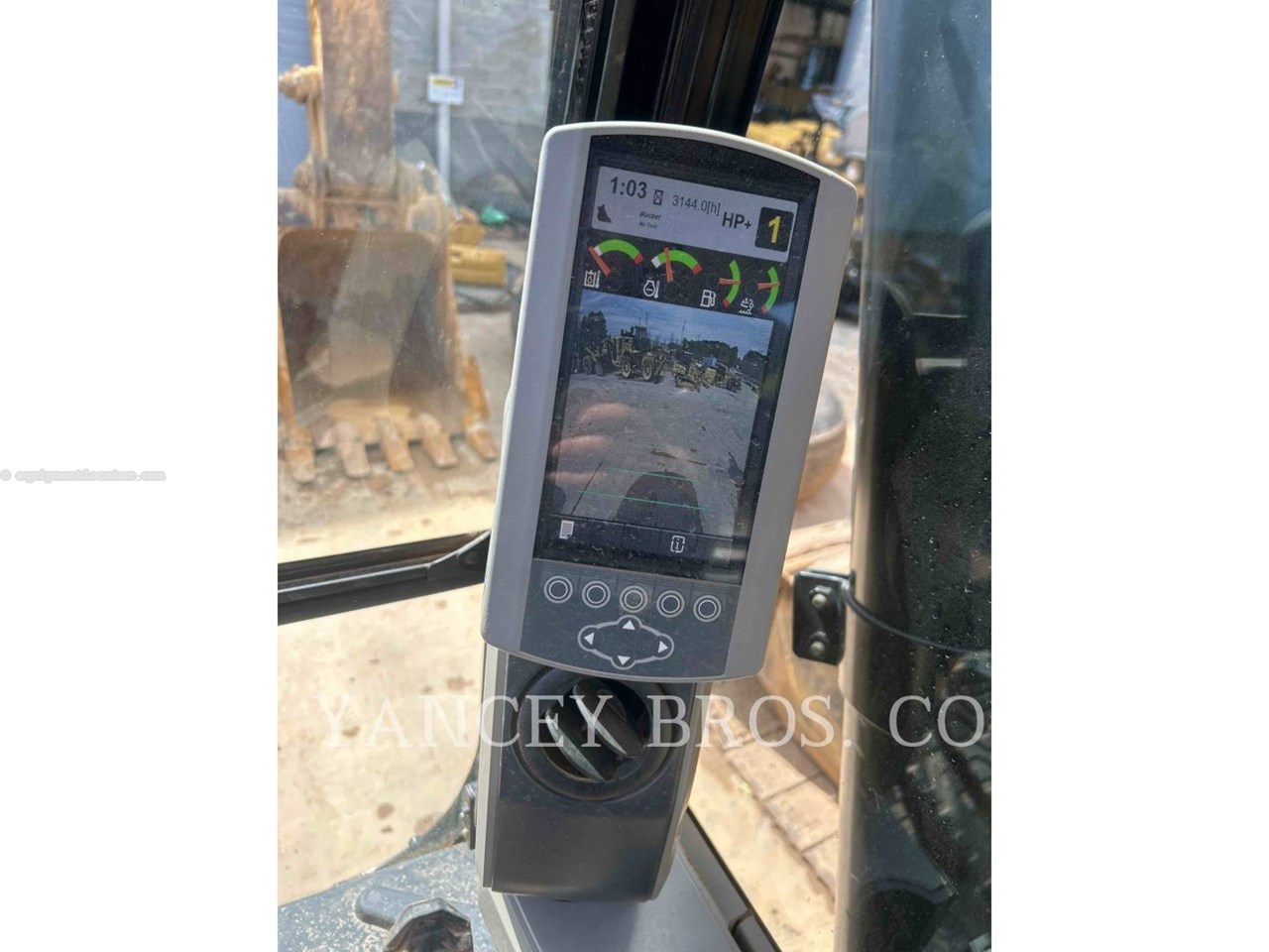 2017 Caterpillar 336F Image 10