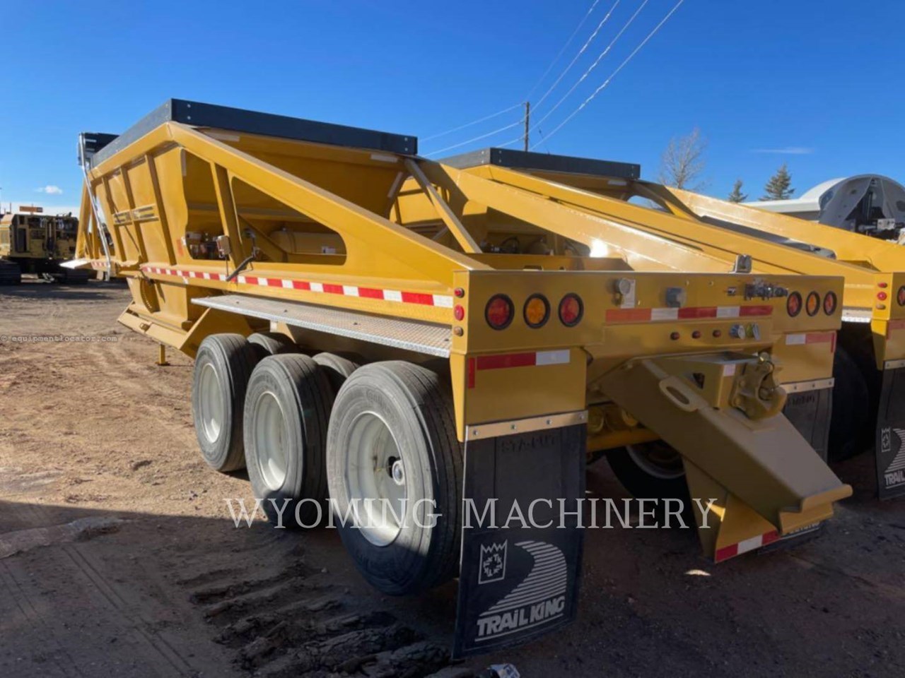 2023 Trail King TKBD22-43 Image 3