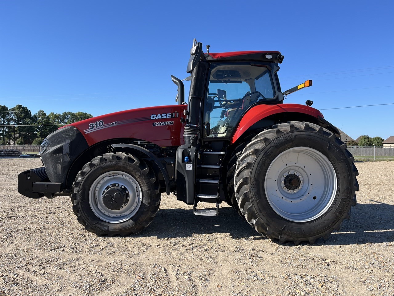 2024 Case IH 310 Image 2