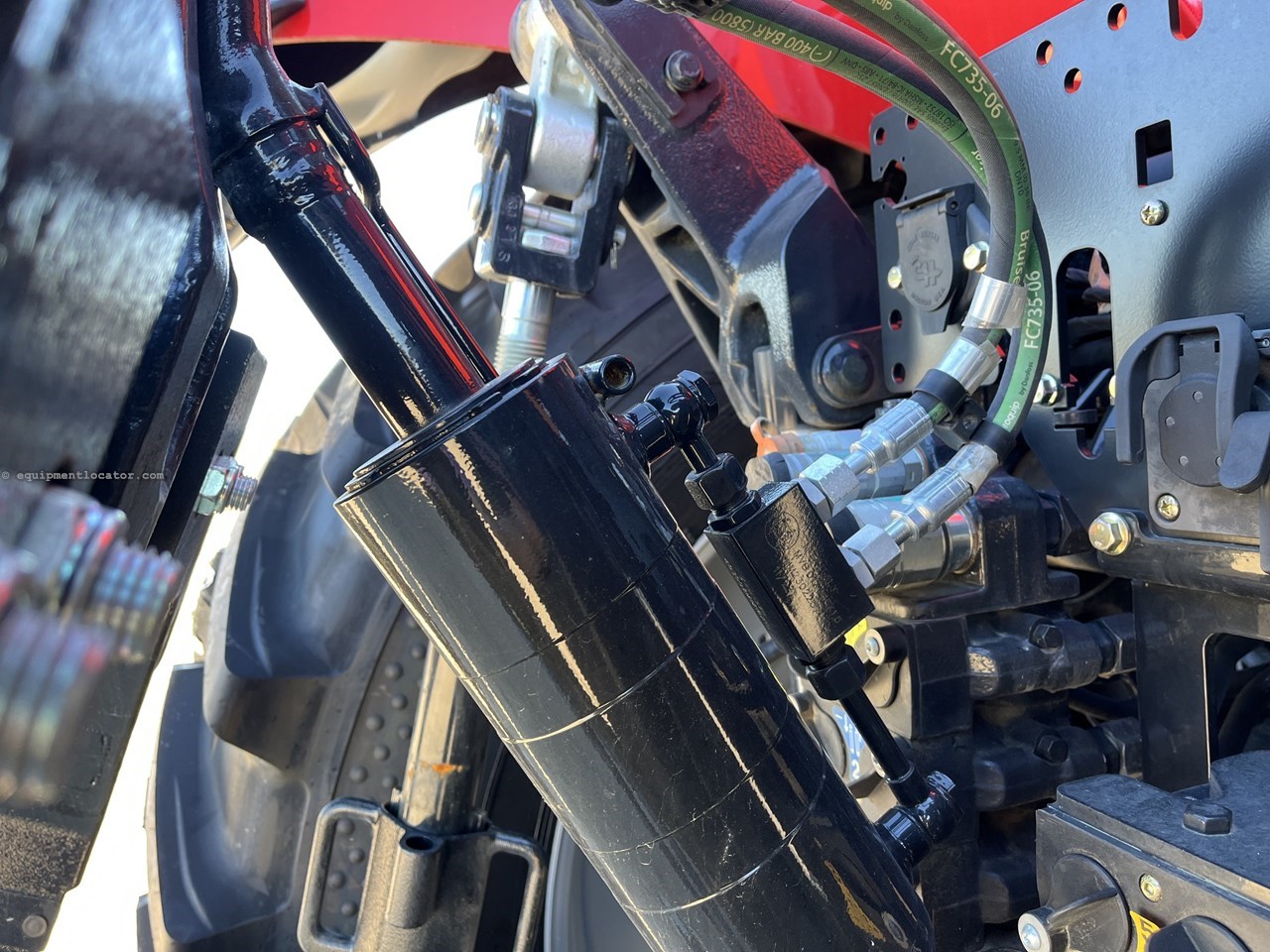 2024 Case IH 310 Image 7