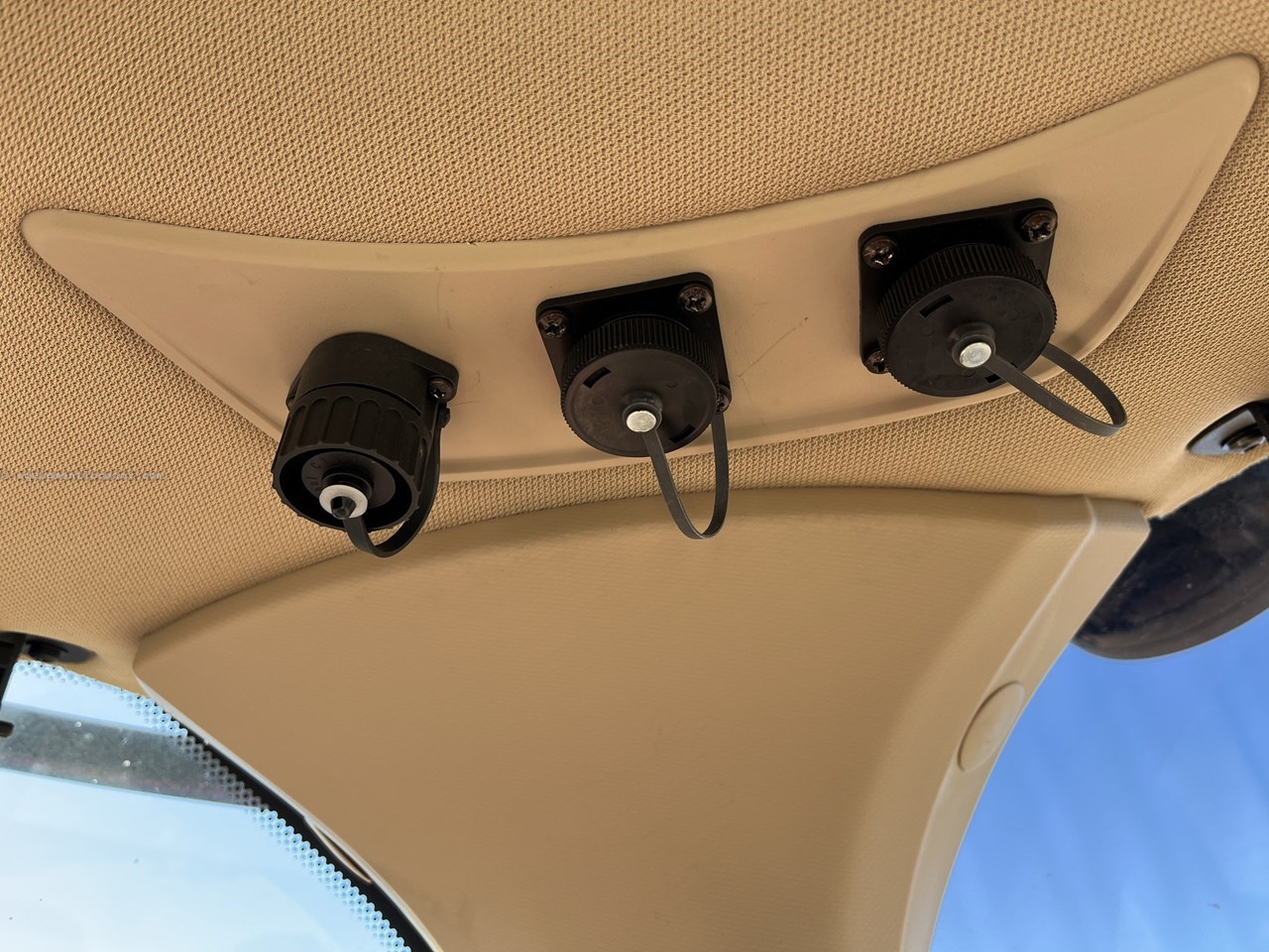 2024 Case IH 310 Image 25