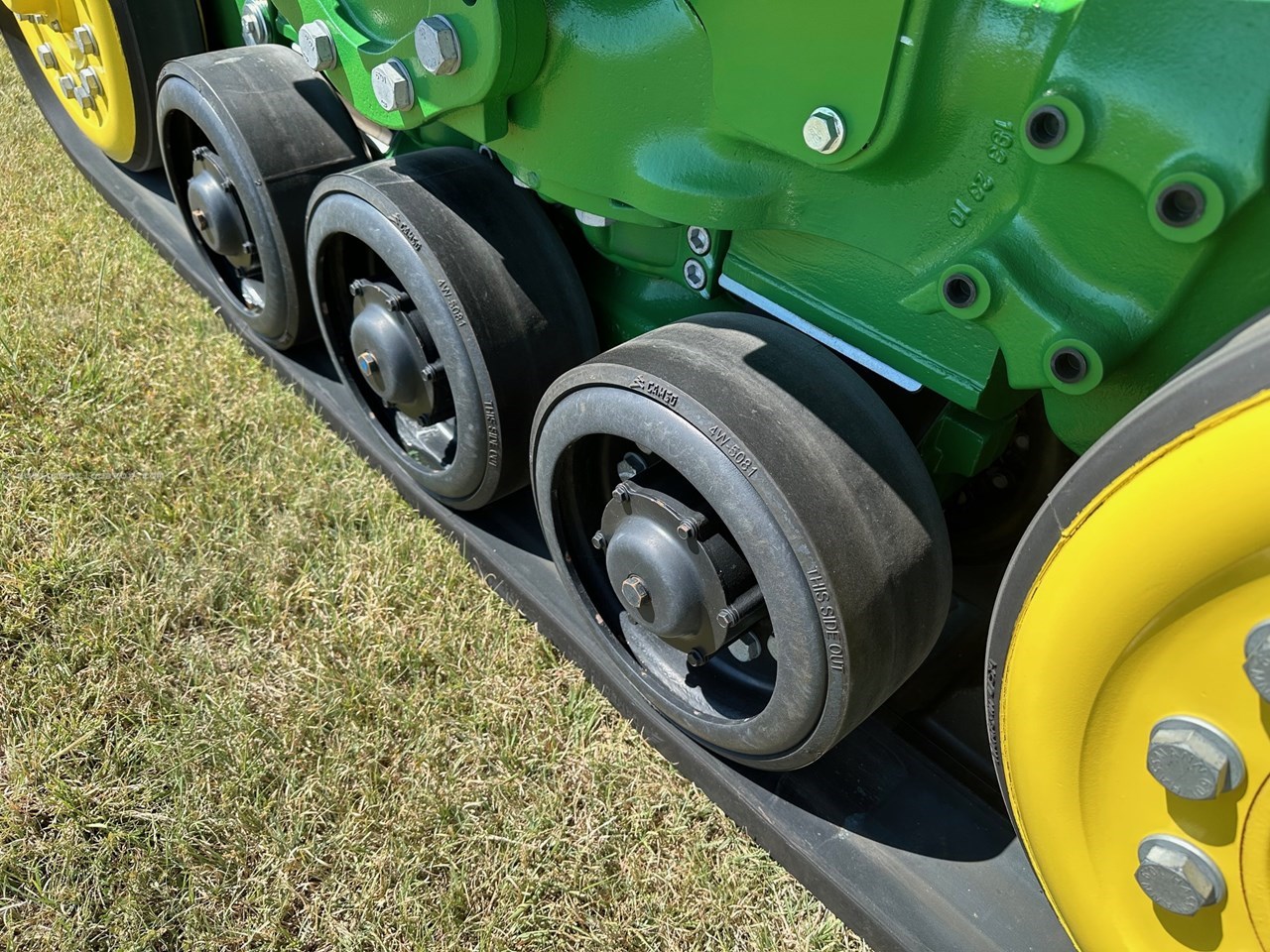 2023 John Deere 8RX 410 Image 20
