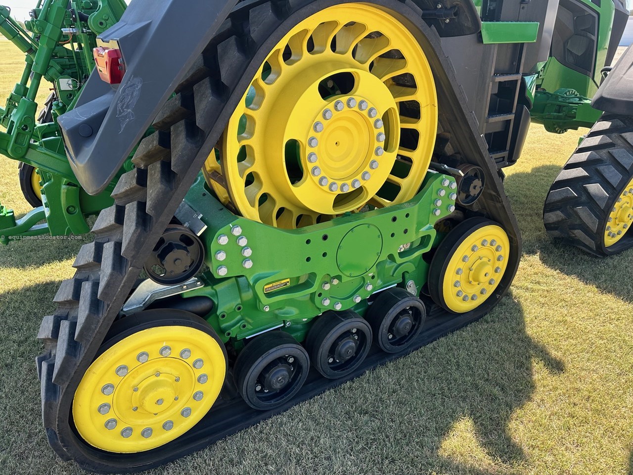 2023 John Deere 8RX 410 Image 24