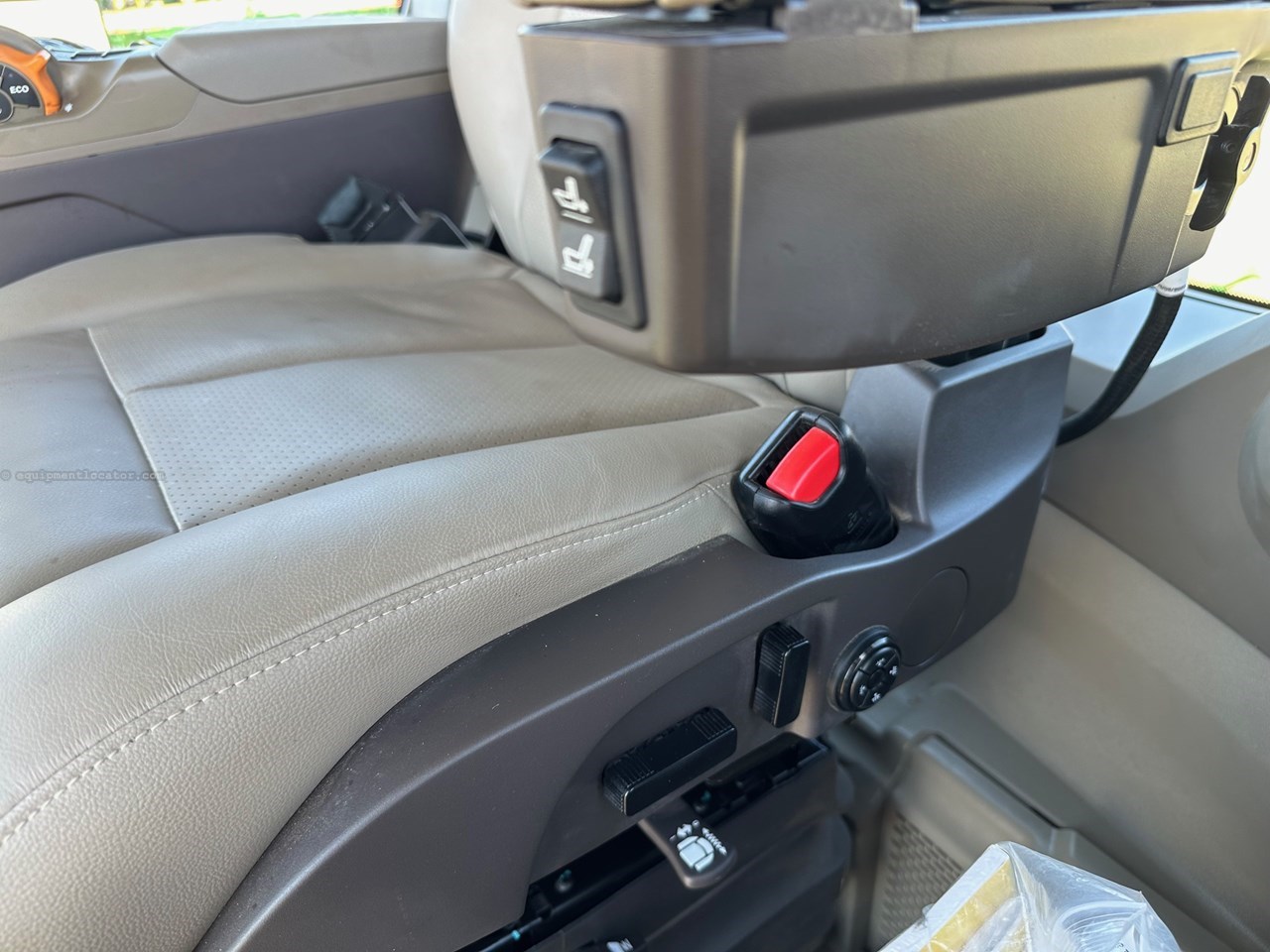 2023 John Deere 8RX 410 Image 33