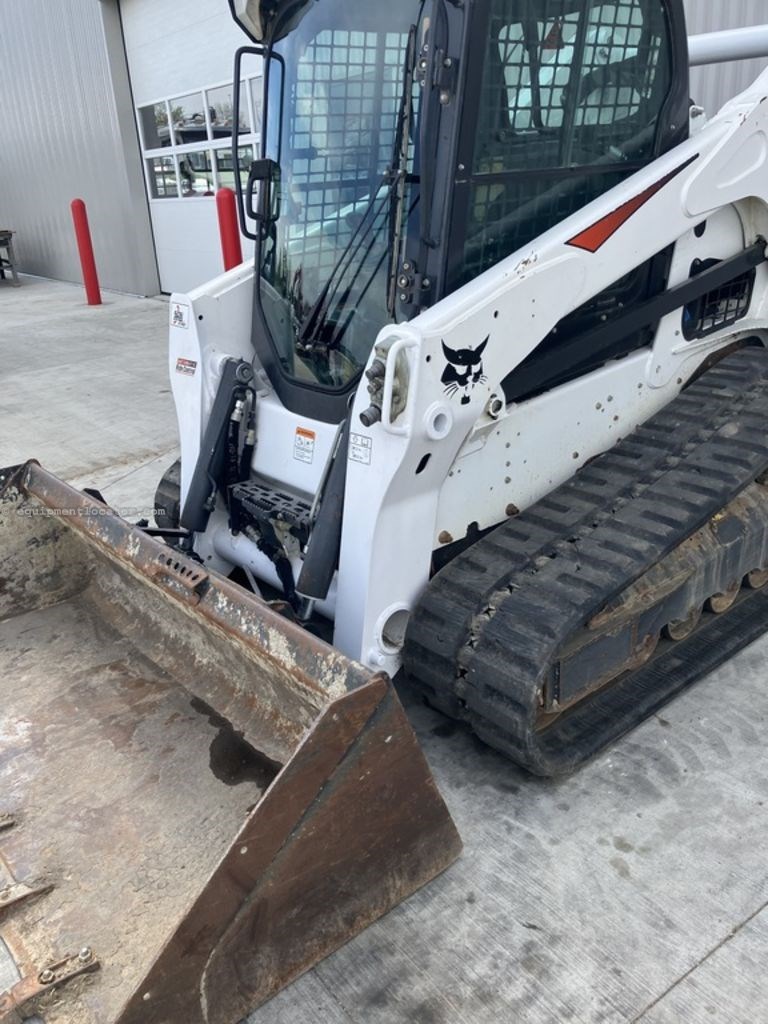 2020 Bobcat T770 COMPACT TRACK LOADER WITH BUCKET Image 1