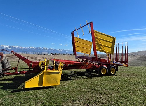 New Holland 1037 Image 1