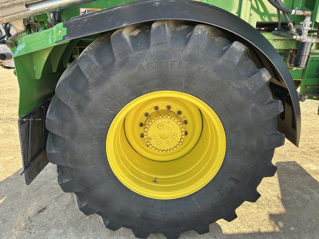 2019 John Deere F4365 Image 14