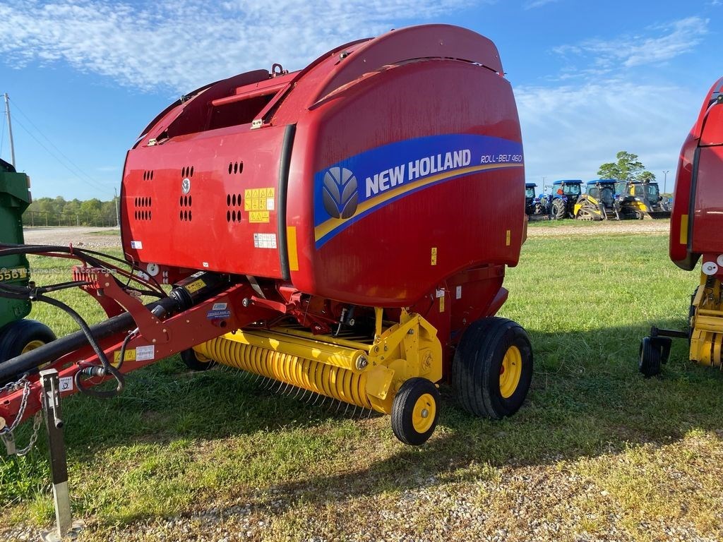 2019 New Holland RB460 Image 1