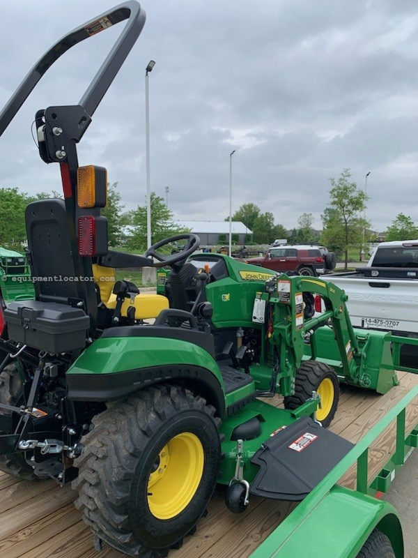 2024 John Deere 1025R Image 10