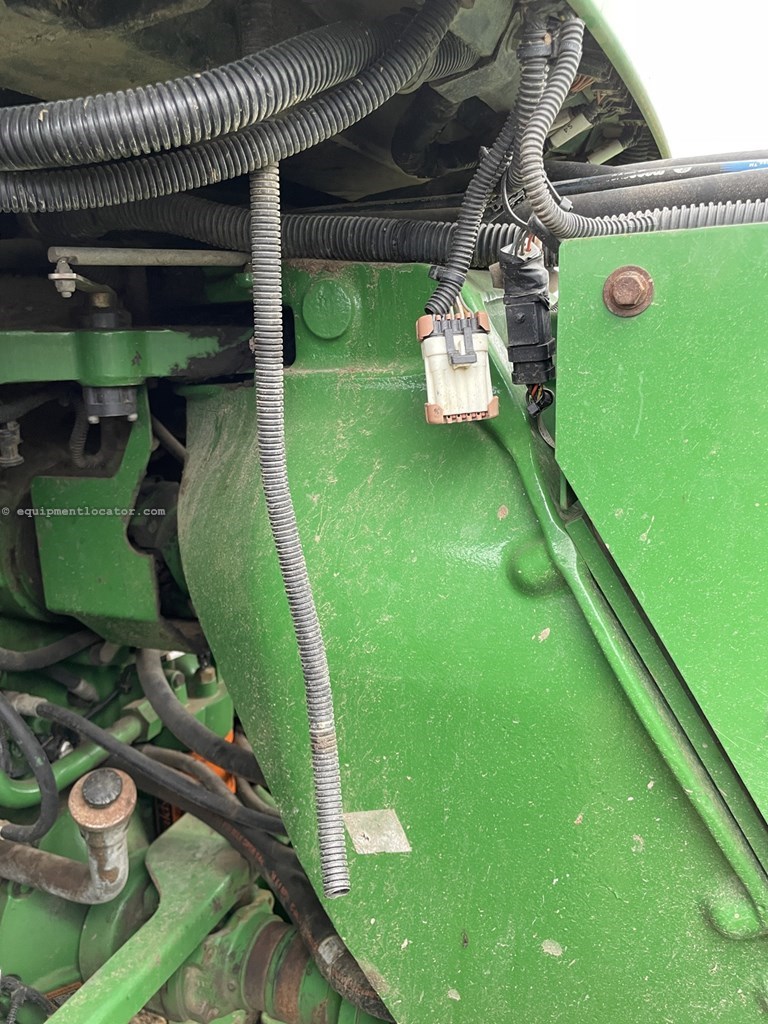 2012 John Deere 9560R Image 11