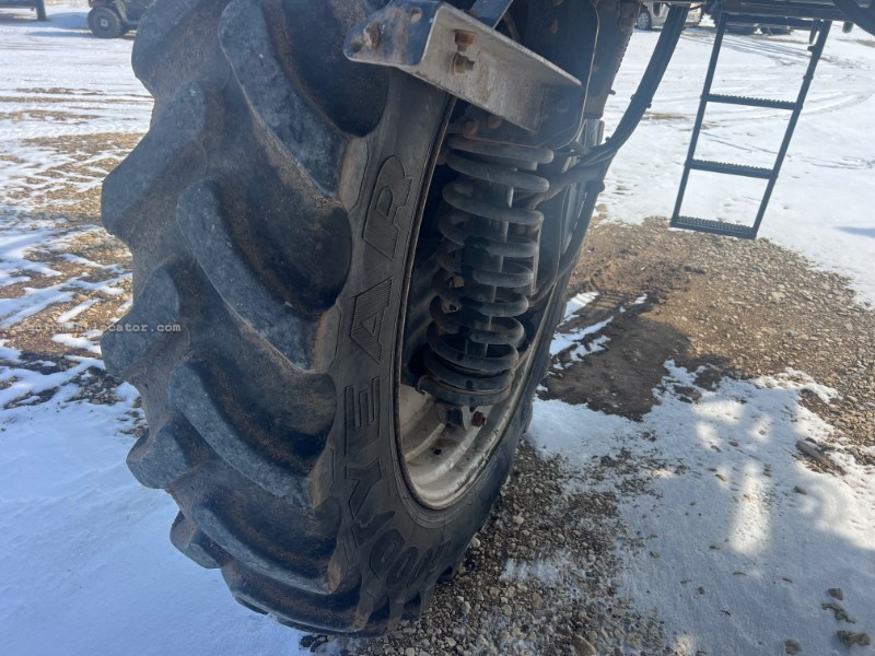 2011 Case IH Patriot 3230 Image 10