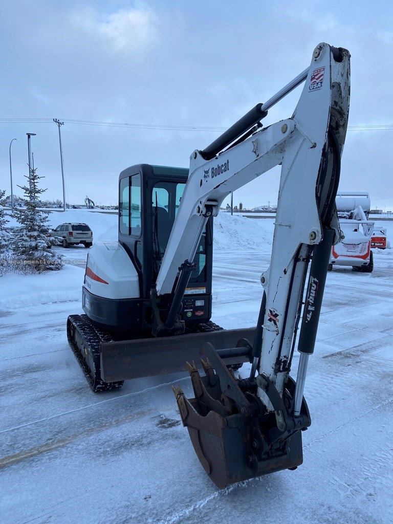 2015 Bobcat E35i Image 4