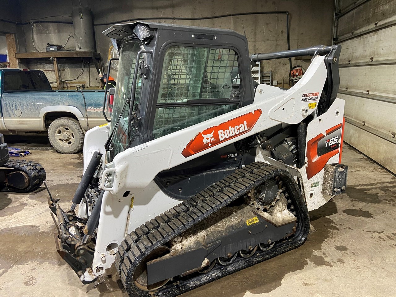 2020 Bobcat T66 Image 2