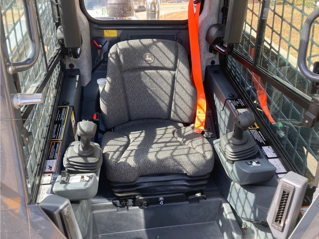 2025 John Deere 333 P - 2D GRADING PACKAGE Image 10