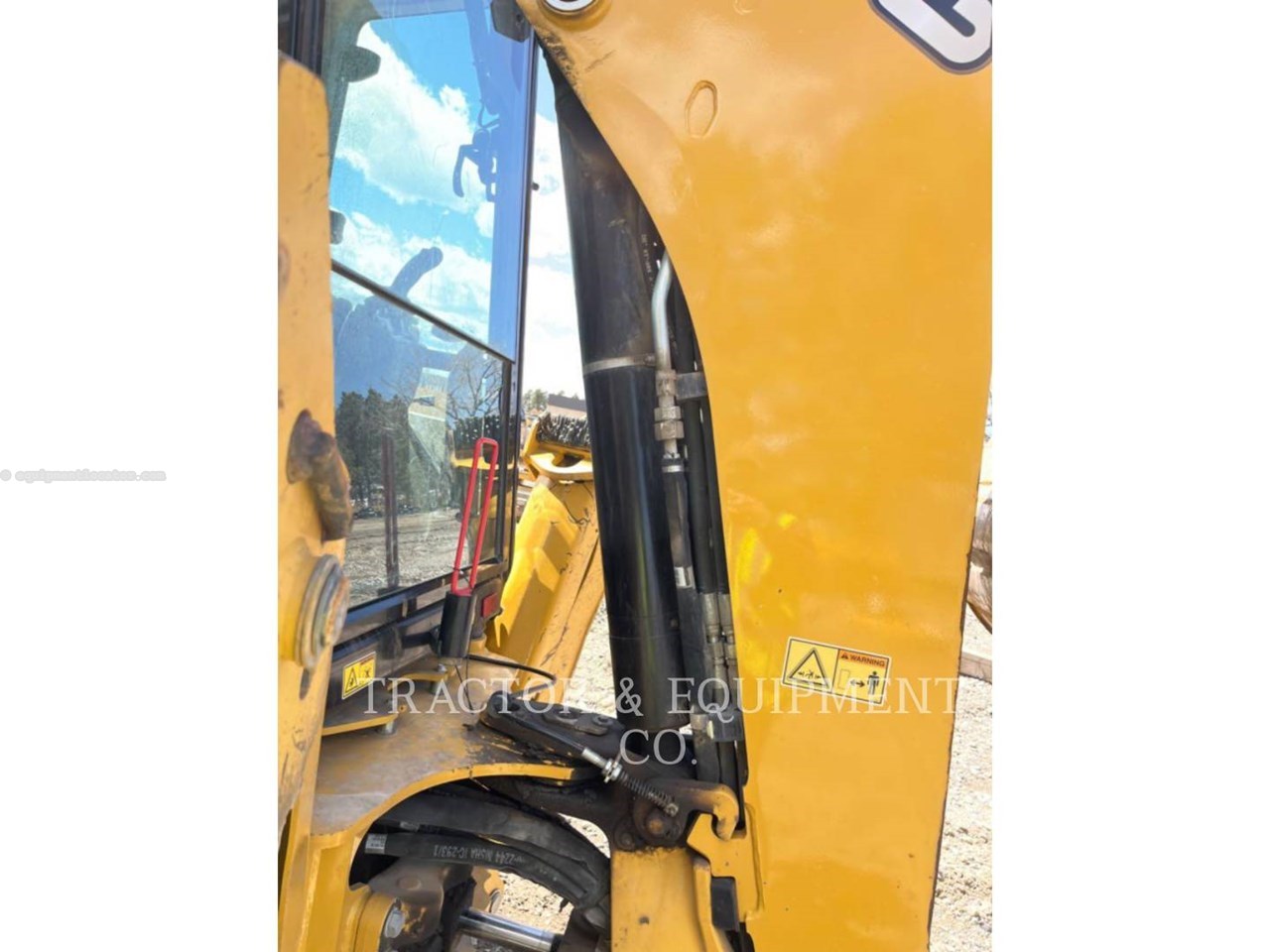 2020 Caterpillar 420-07 Image 10