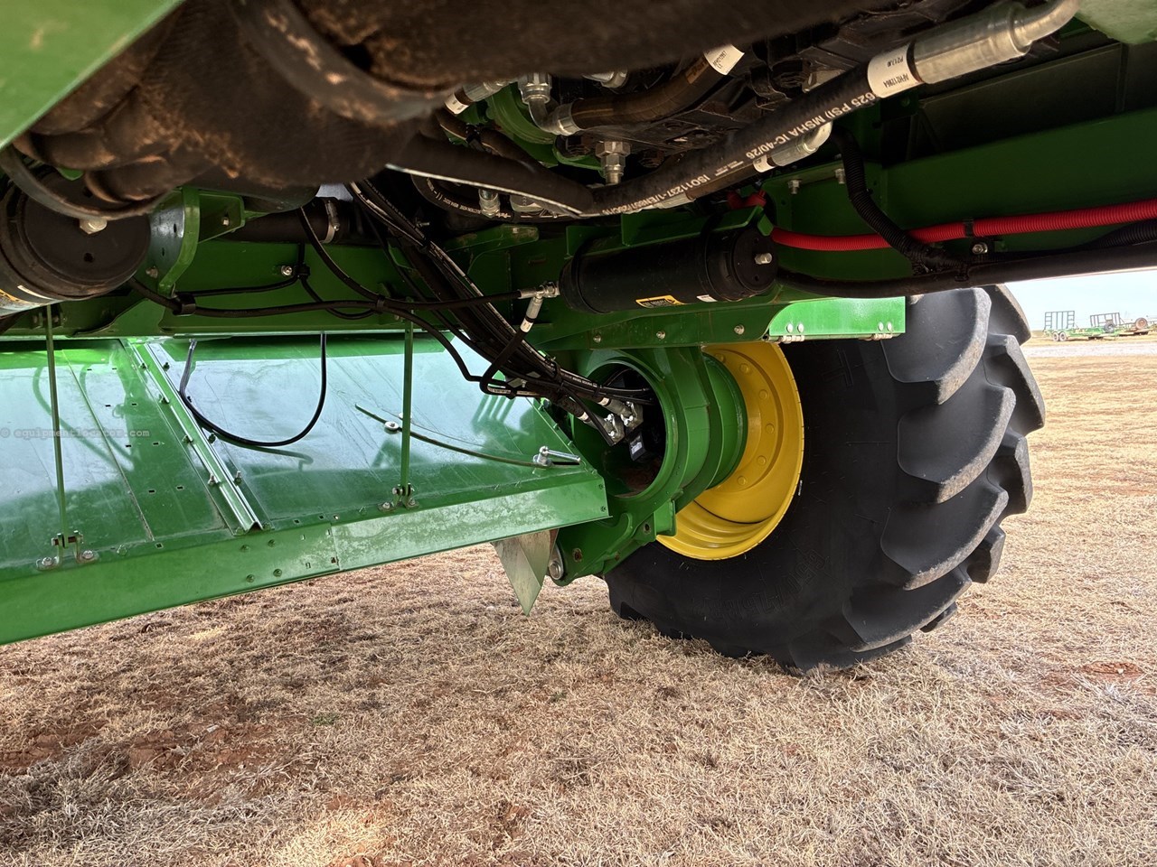 2020 John Deere W235 Image 10