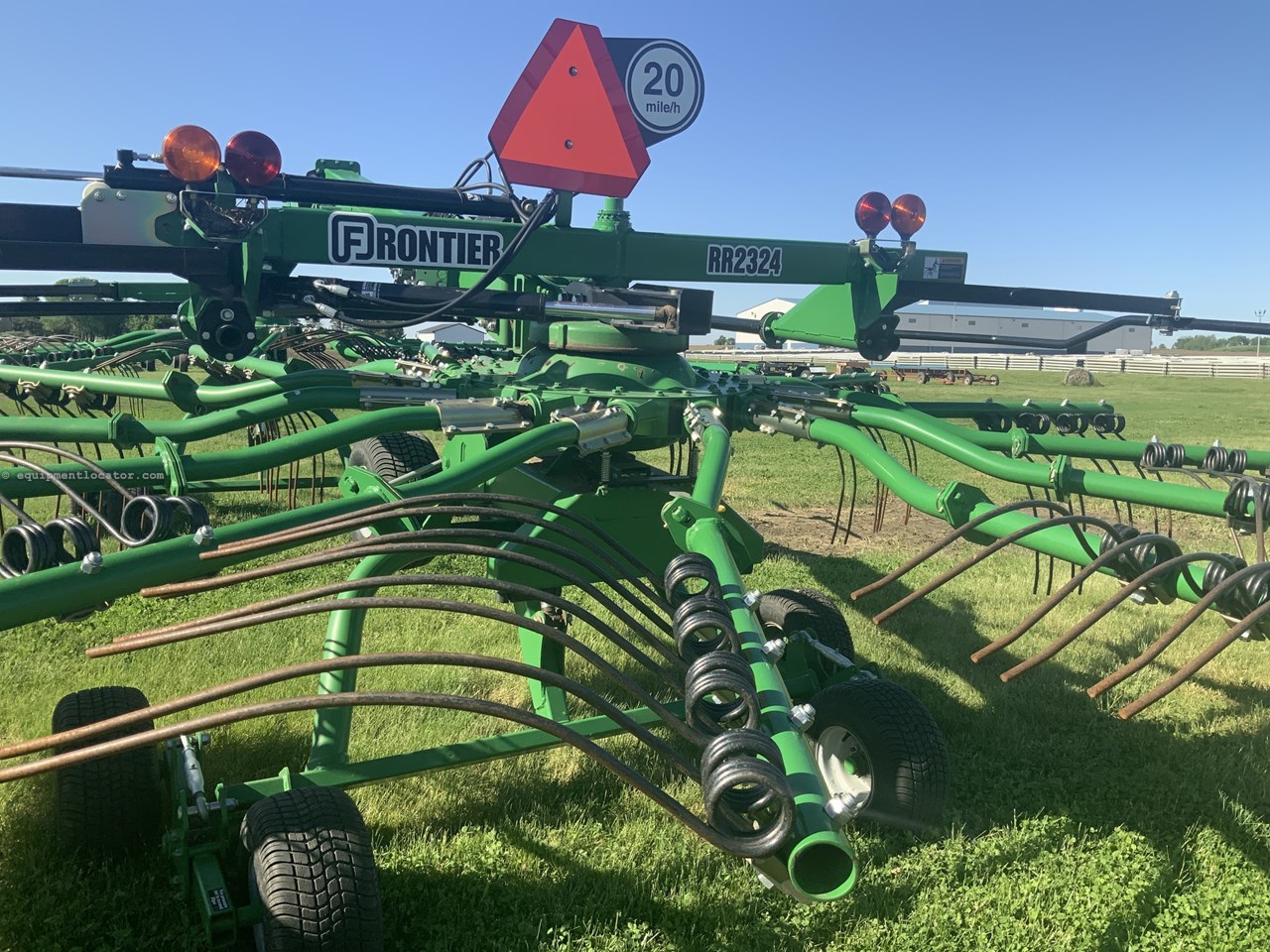 2021 Frontier RR2324 Image 10