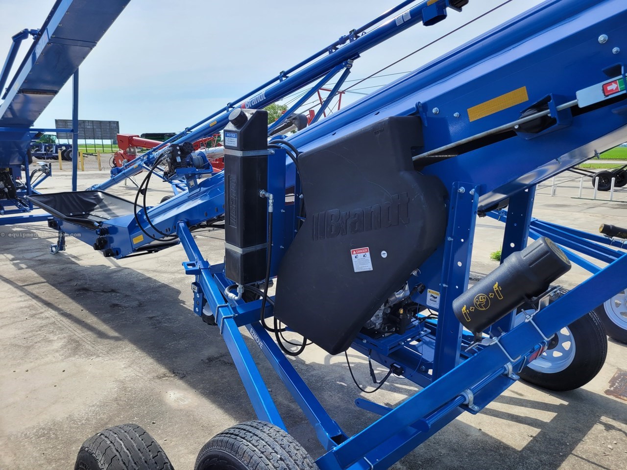 2024 Brandt 1537LP Image 4