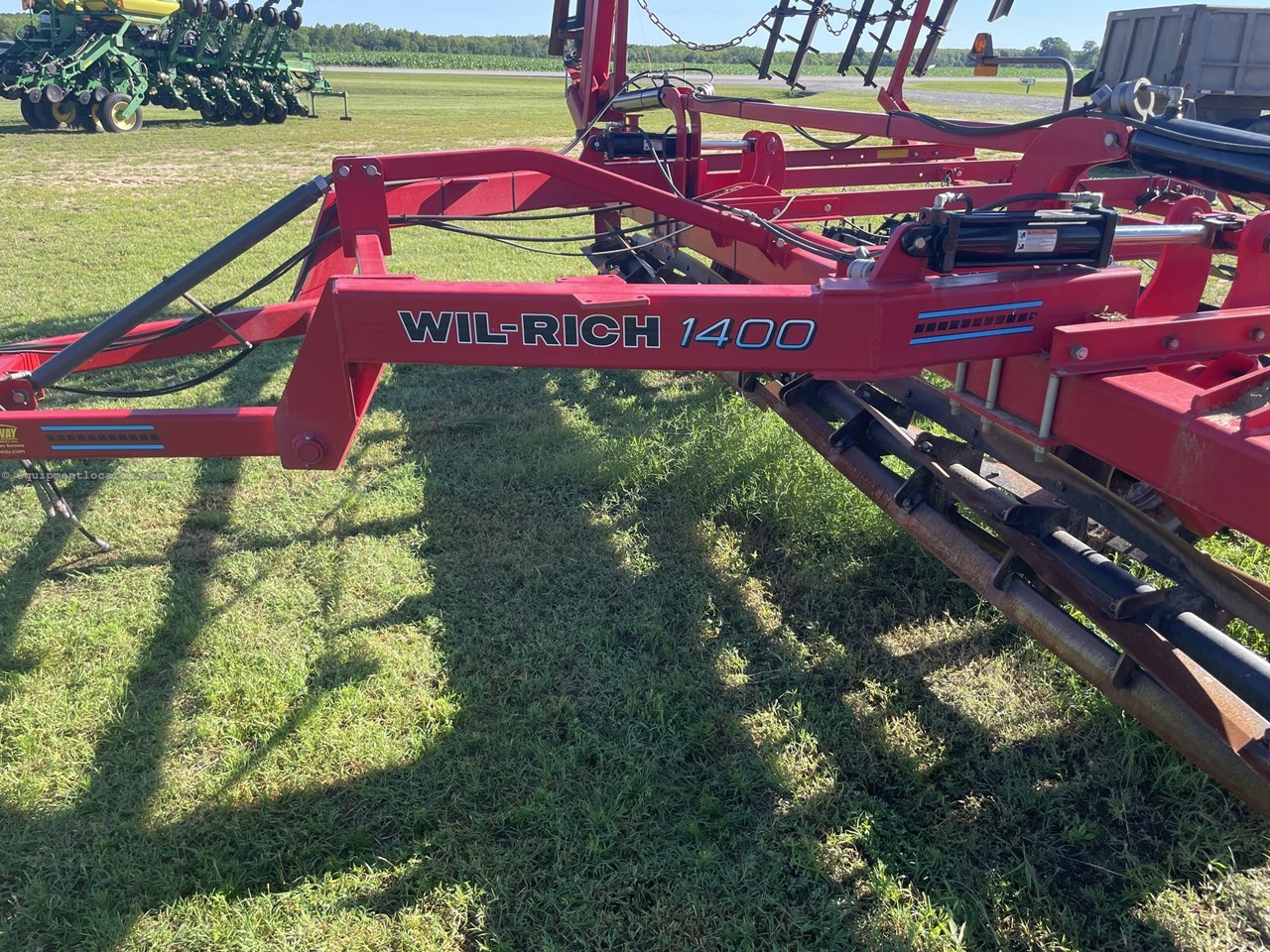 2018 Wil-Rich 12R40 Image 2