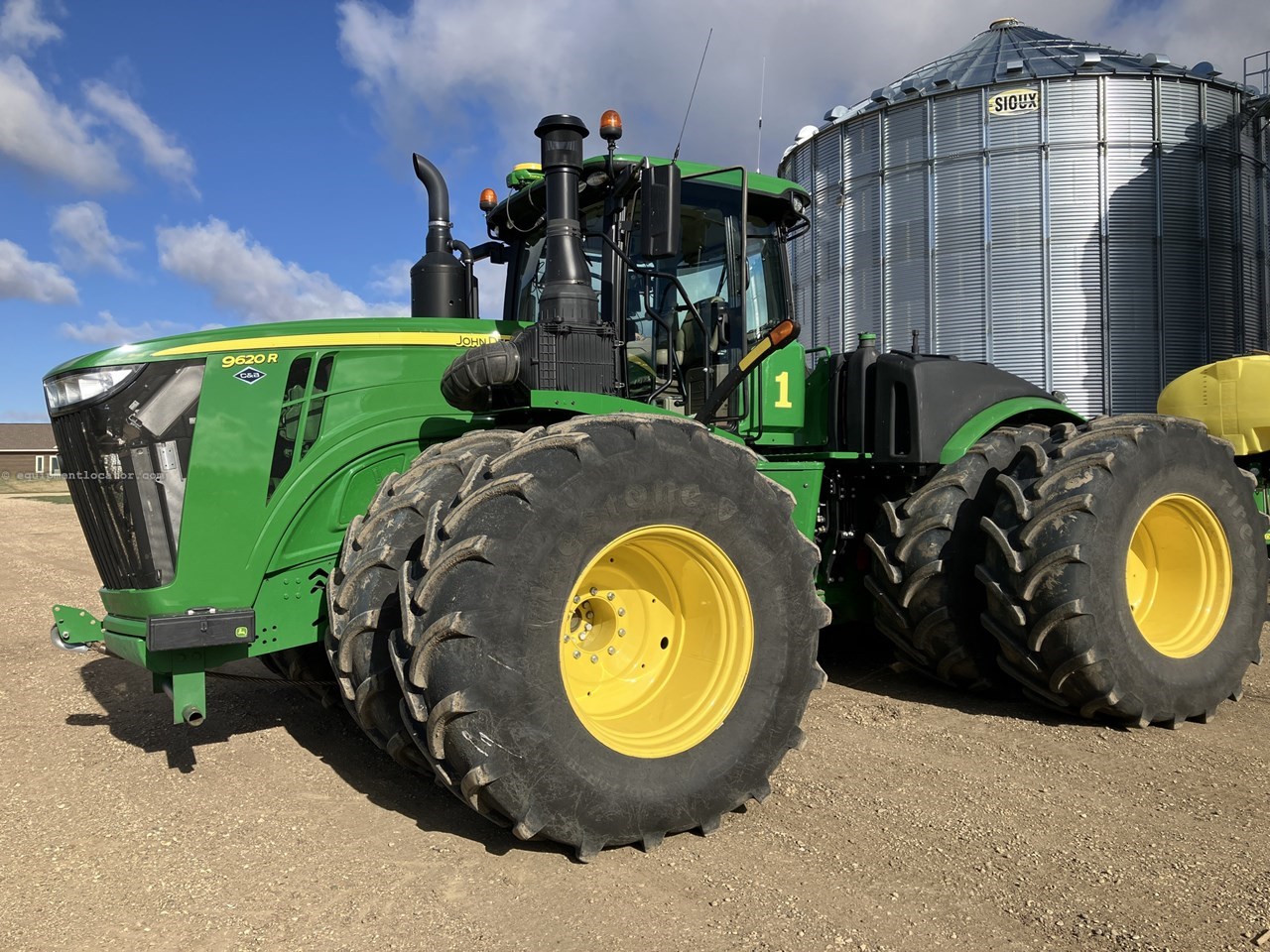 2021 John Deere 9620R Image 2