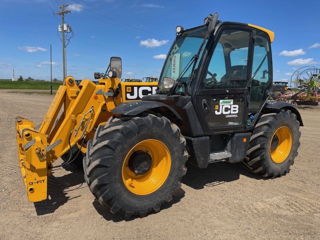2019 JCB 536-60 Agri Image 1