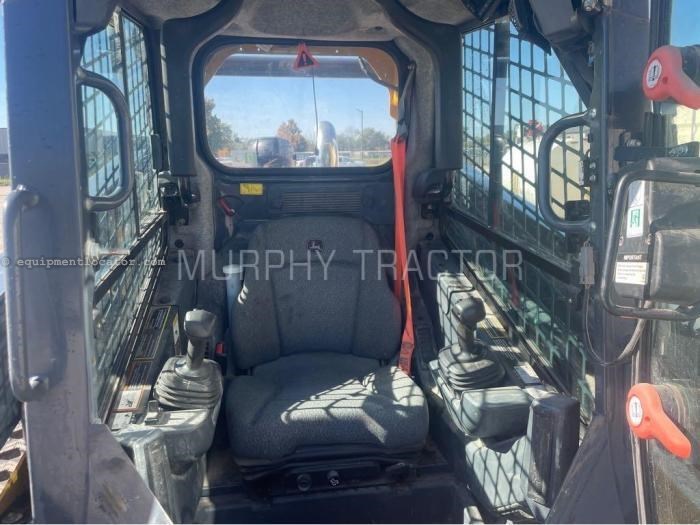 2022 John Deere 333G Image 10