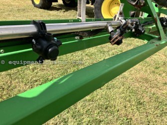 2020 John Deere F4365 Image 10