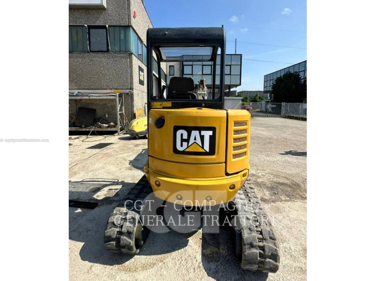 2019 Caterpillar 302.7DCR Image 4