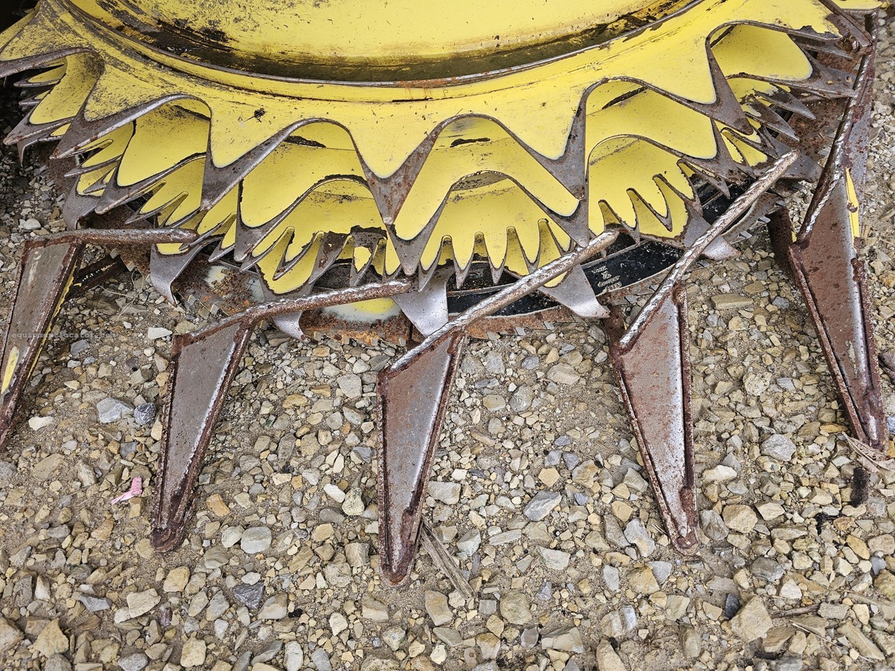 2021 John Deere 772 Image 10