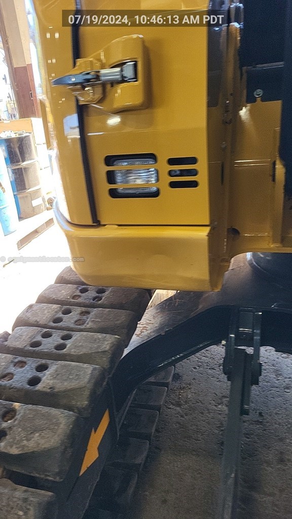 2021 John Deere 75G Image 10