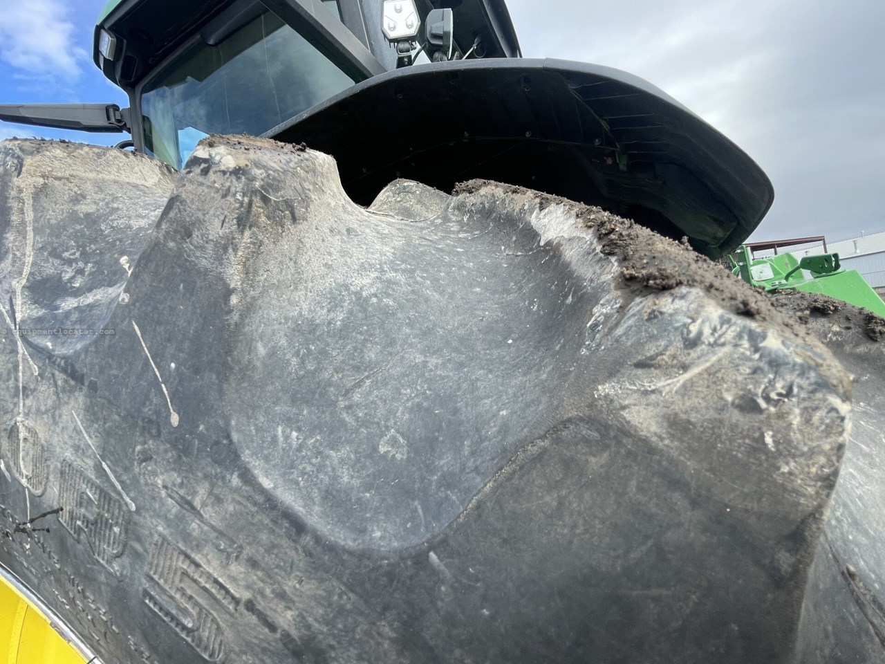 2021 John Deere 8R 280 Image 10