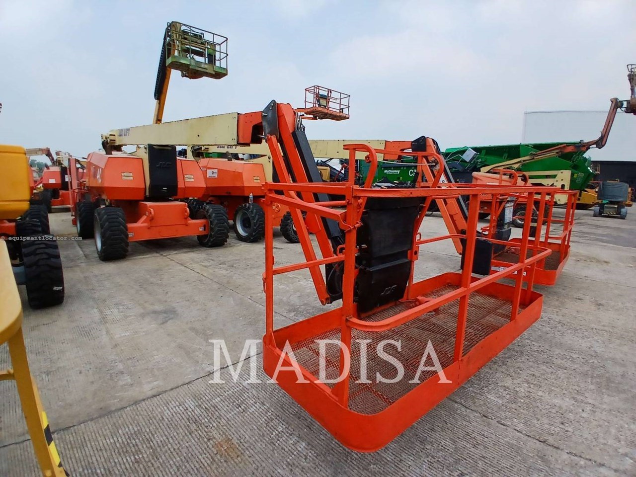 2021 JLG 800AJ Image 2