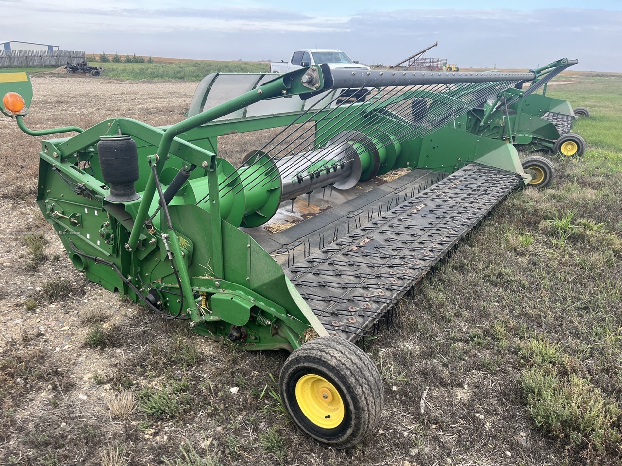 2009 John Deere 615P Image 2