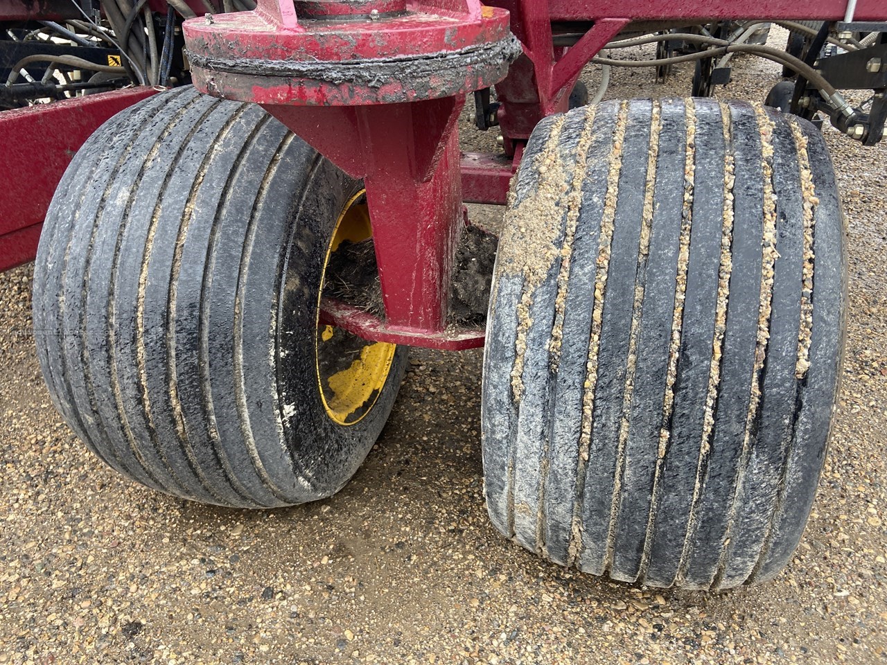 2018 Seed Hawk 8412 Image 10