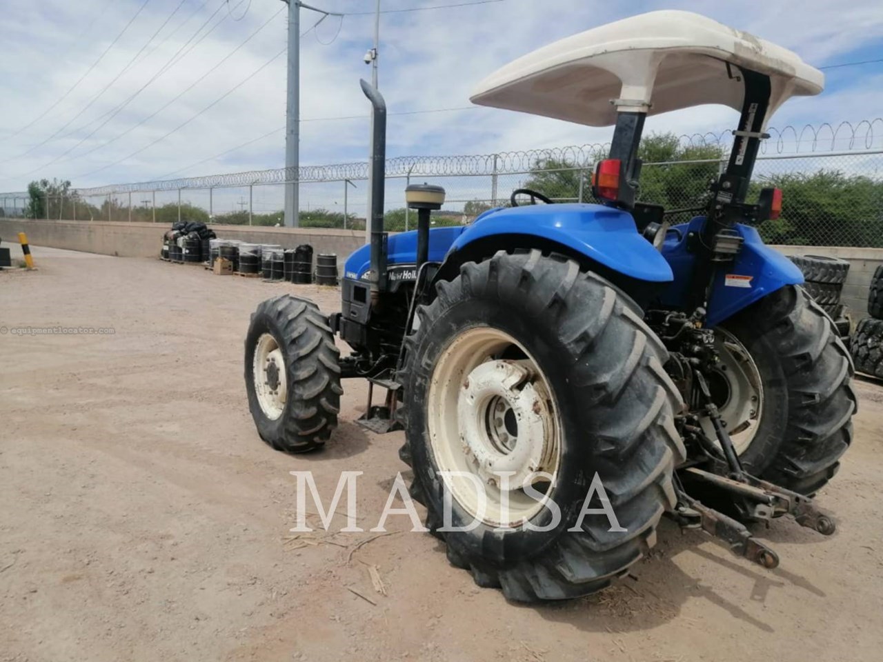 2007 New Holland TB120 Image 4