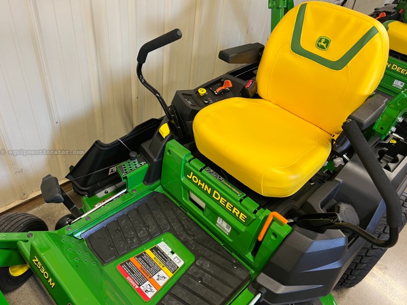 2025 John Deere Z530M - 48" Image 2