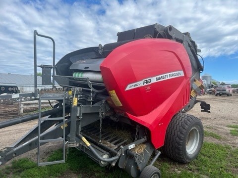 2019 Massey Ferguson 4180V Image 10