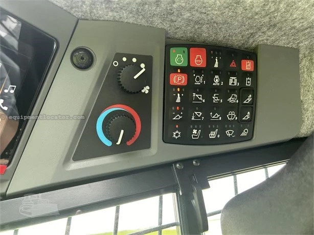 2025 John Deere 334 P Image 10