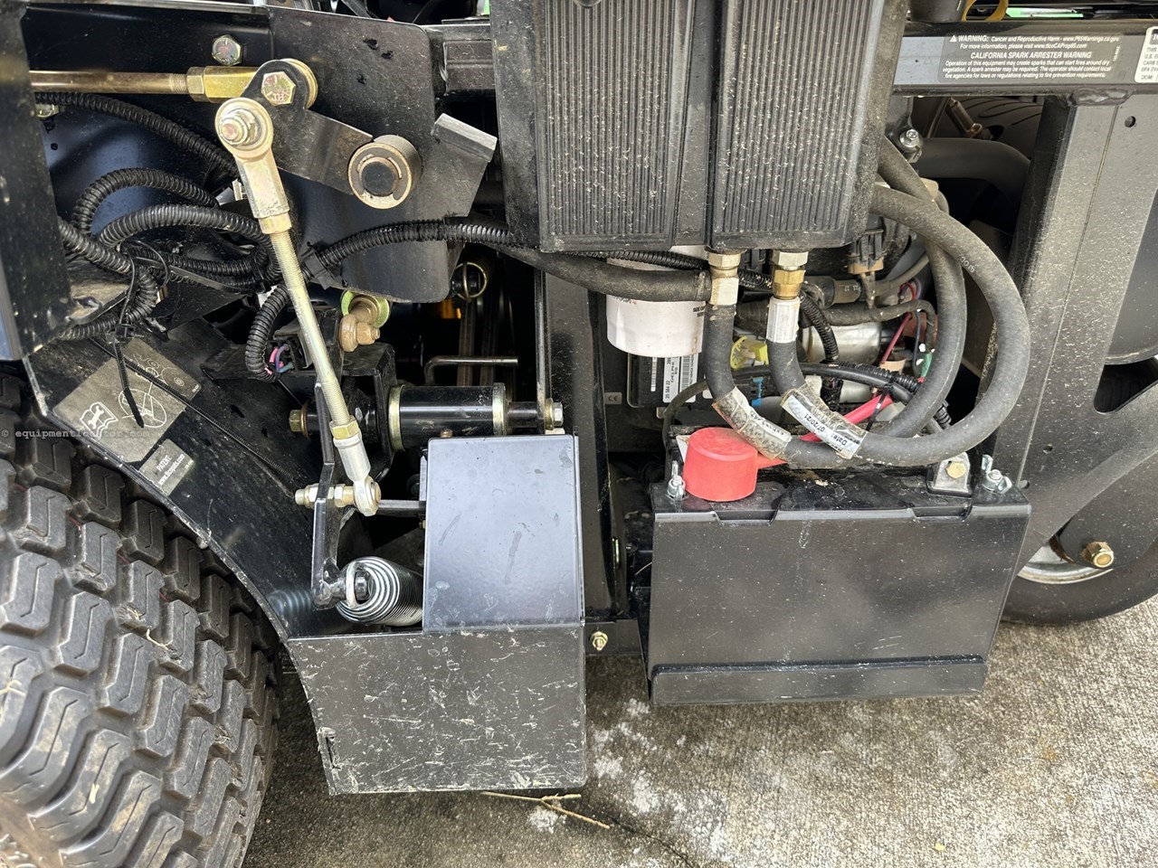 2023 Toro 8000 Image 10