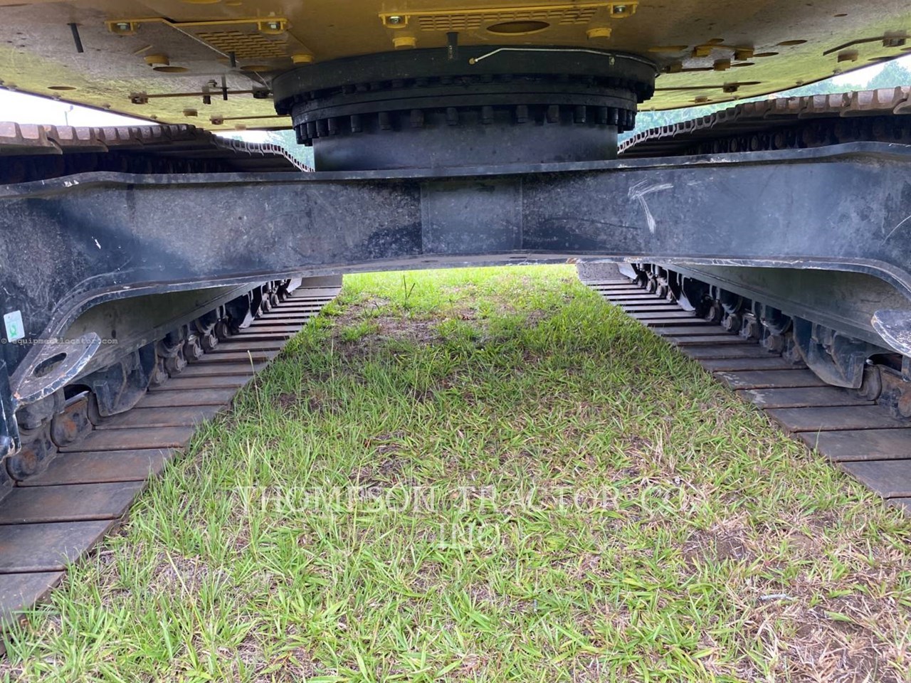 2022 Caterpillar 325 Image 10