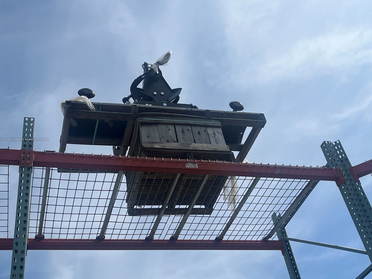 2022 John Deere 366 Blade Image 10