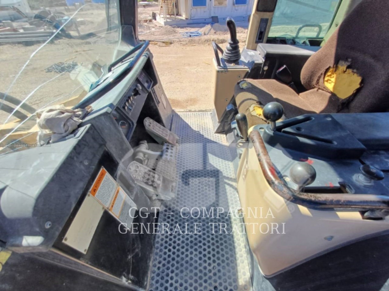 1999 Caterpillar 953C Image 6