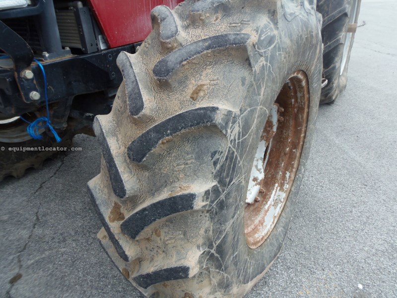 2005 Case IH MXU125 Image 10