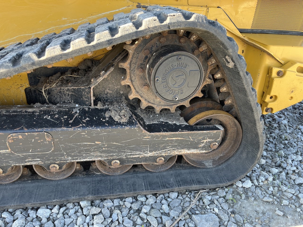 2018 John Deere 333G Image 28