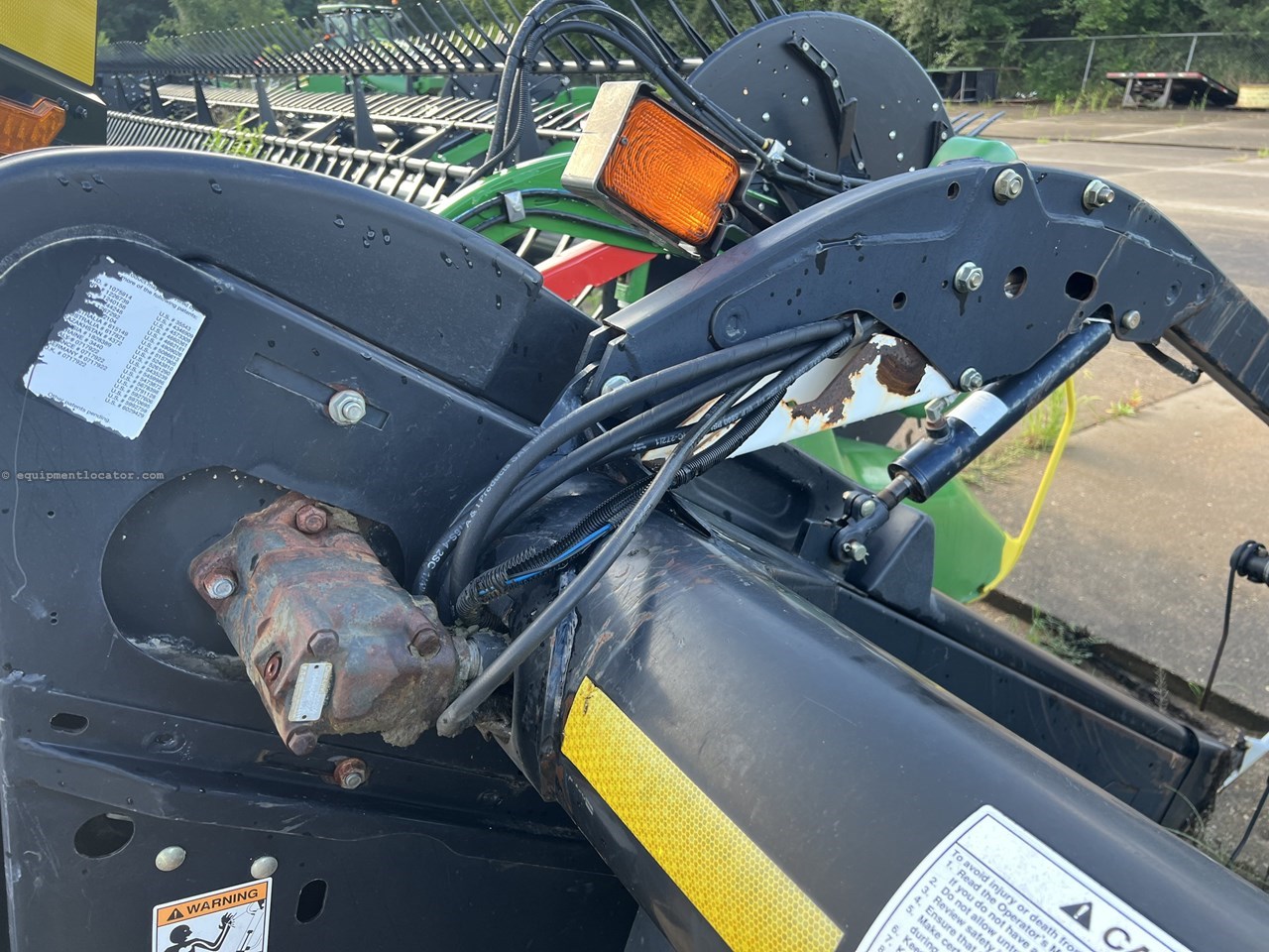 2010 MacDon FD70 Image 10