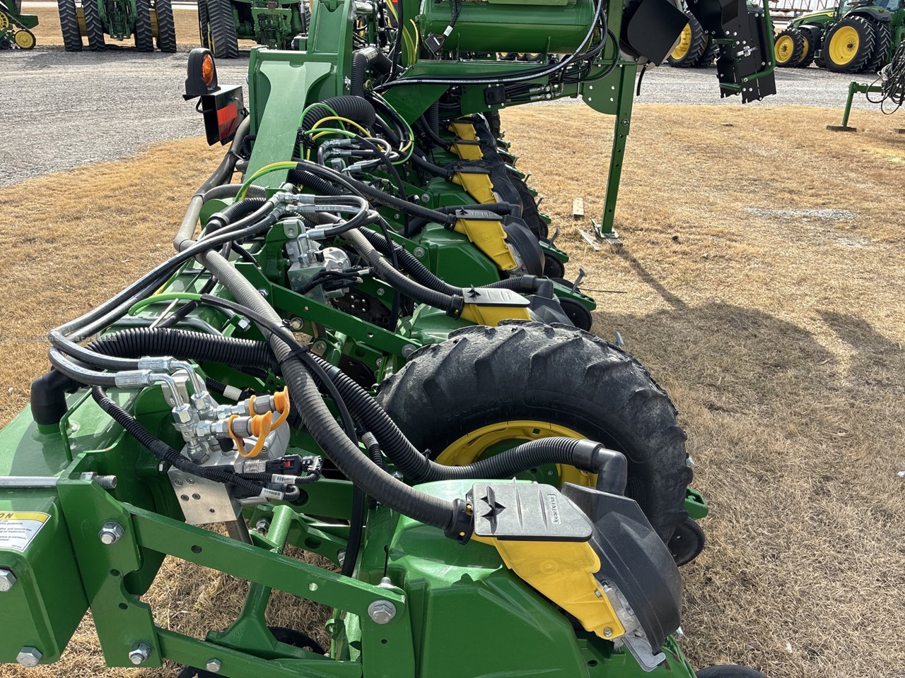 2022 John Deere DR12X Image 10