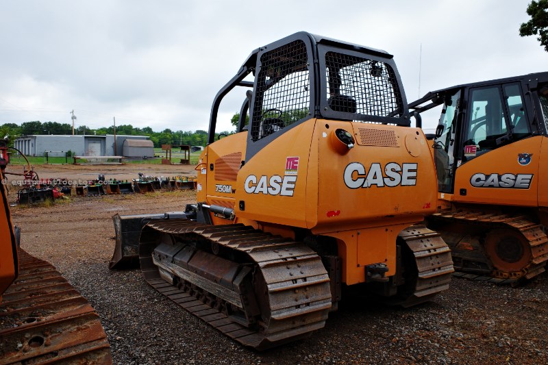 2020 Case 750M Image 3