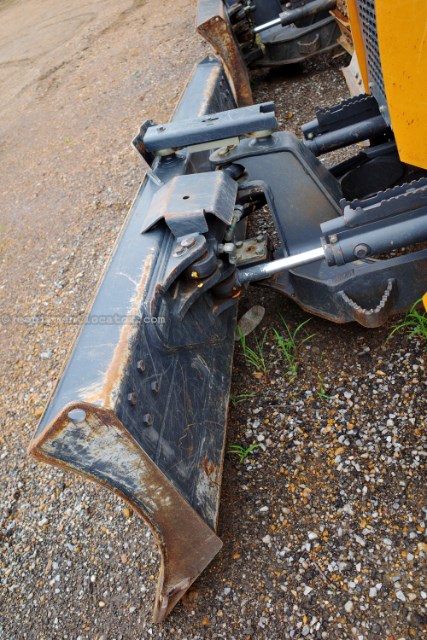 2020 Case 750M Image 5