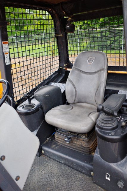 2020 Case 750M Image 7